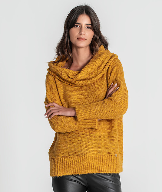 Camisola Oversize C/ Gola Larga - Image 3