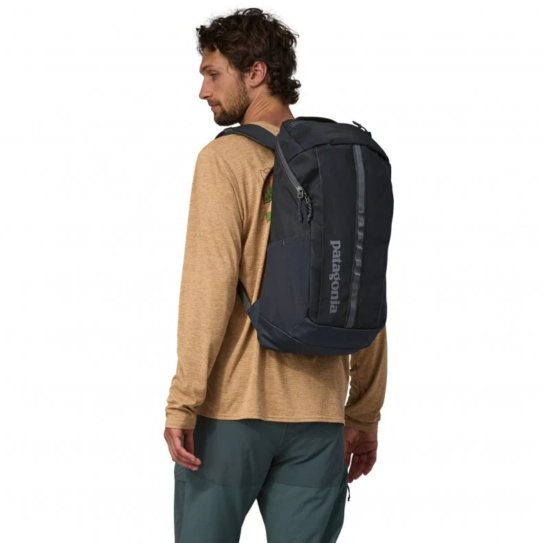 Mochila Patagonia 25L Black Hole Pack Smolder Blue - Image 4